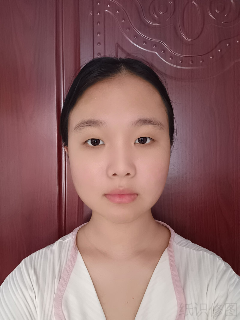 证件照人工修图前的原图